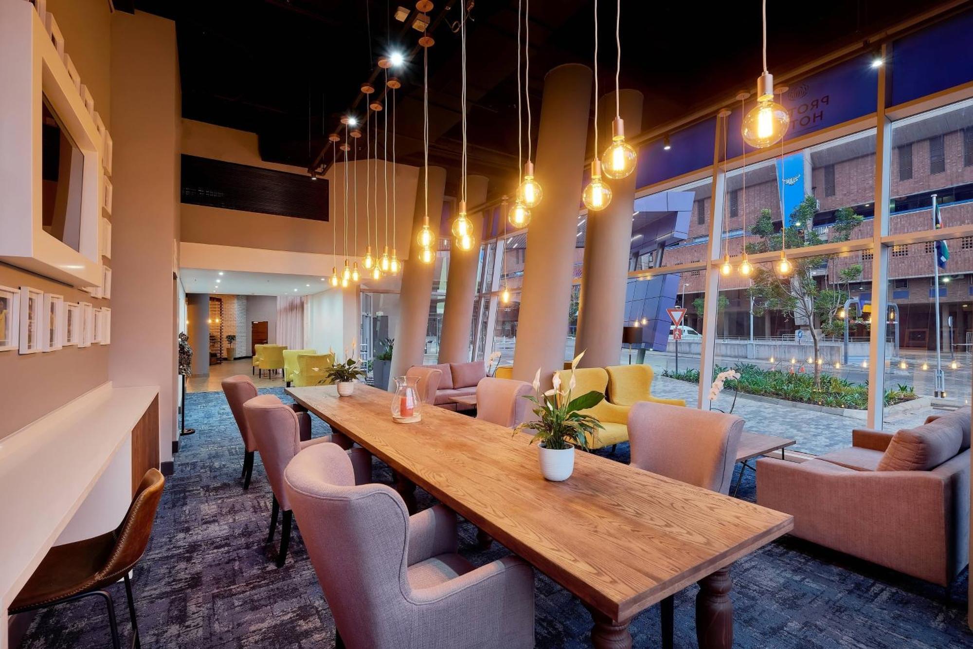 โปรเทีย บาย แมริออท พริทอเรีย ลอฟตัสพาร์ค Hotel ภายนอก รูปภาพ
